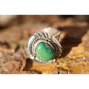 Artisan Vintage Navajo Green Turquoise Ring